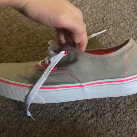 Pink and grey vans - Picture 3 of 6